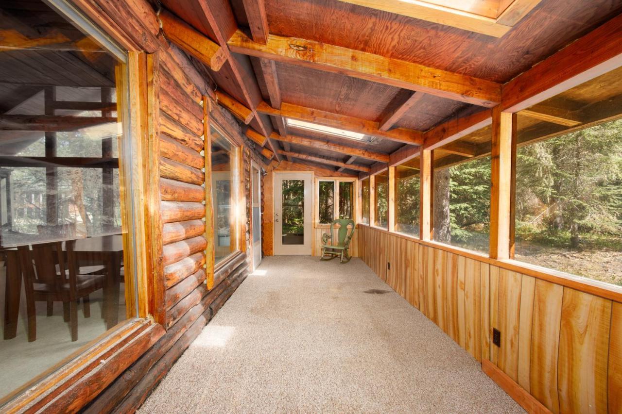 Alpine Meadows Log Cabin Girdwood Eksteriør bilde