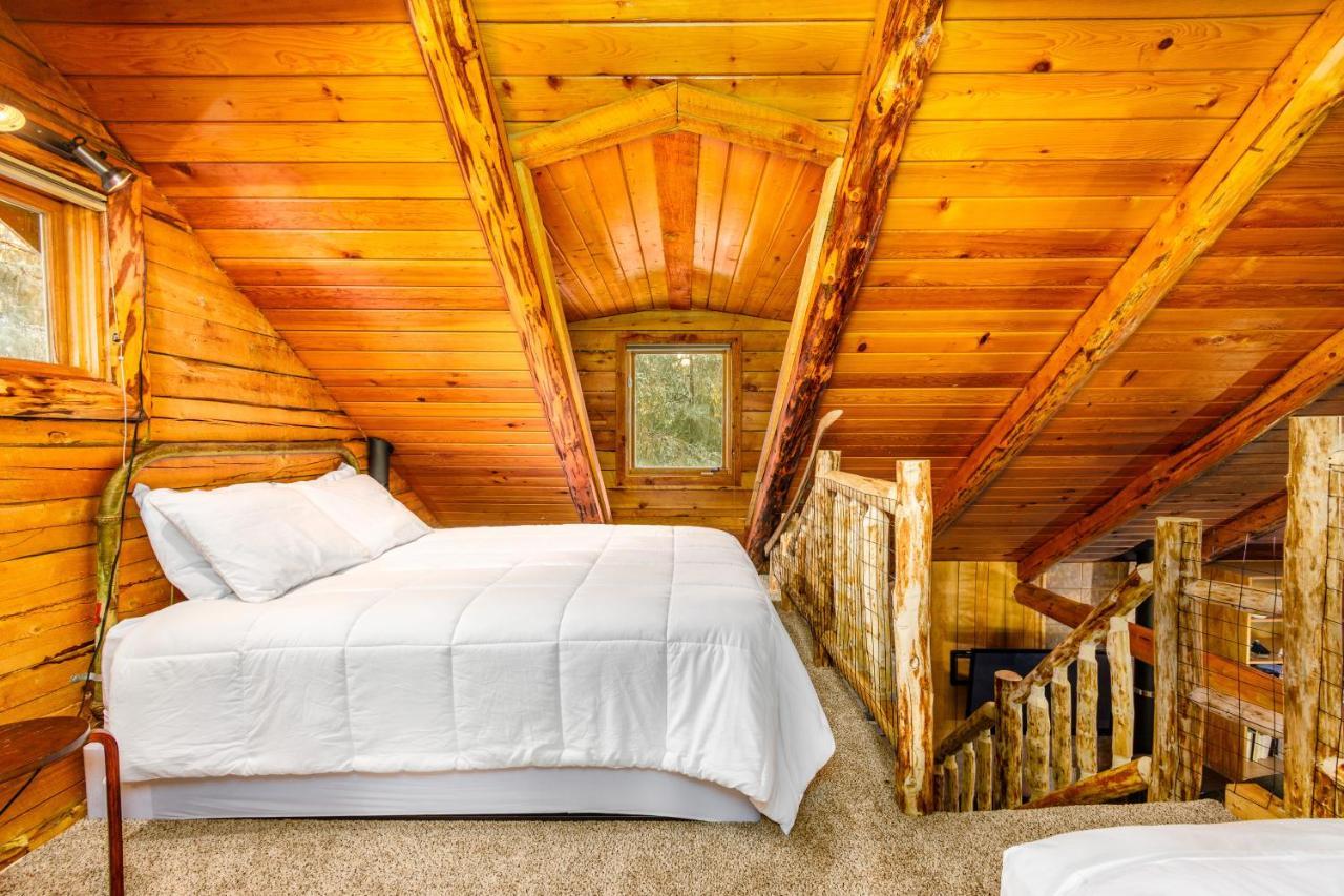 Alpine Meadows Log Cabin Girdwood Eksteriør bilde
